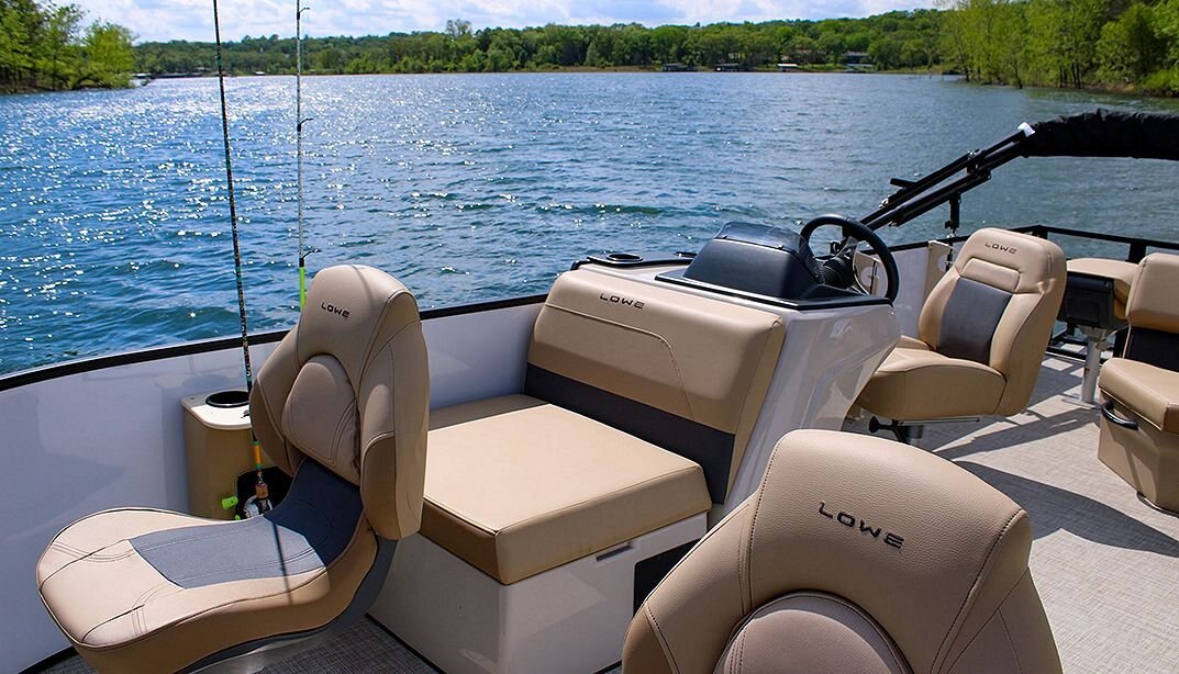 2026 Lowe Boats LF 194 Surf White Graphic