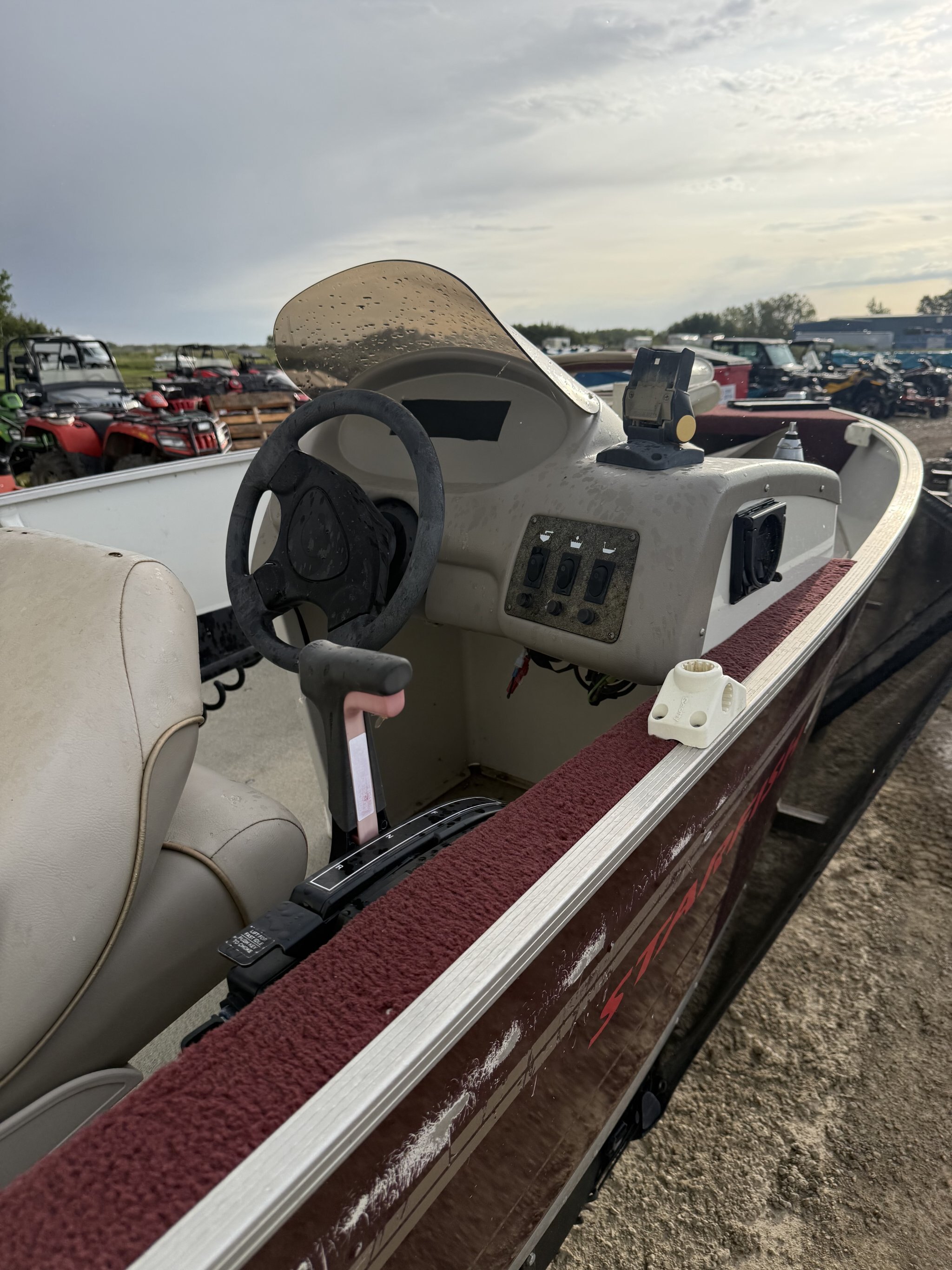 2003 PRINCECRAFT 15' FISHING BOAT