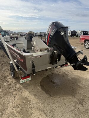 2003 PRINCECRAFT 15' FISHING BOAT