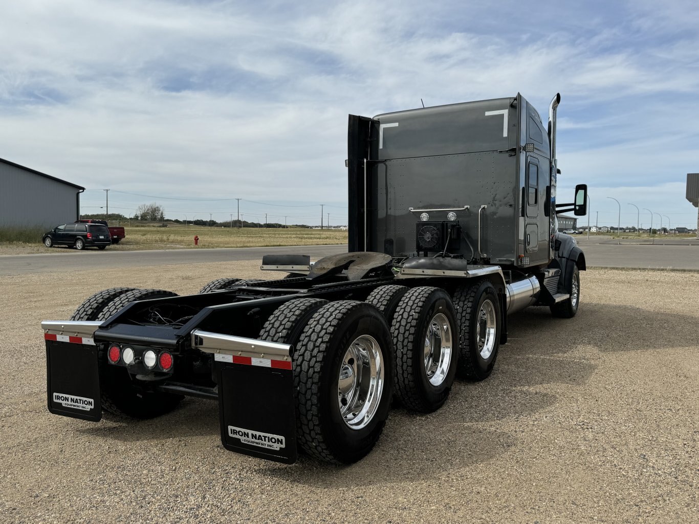 2020 Kenworth T880 Tri Drive