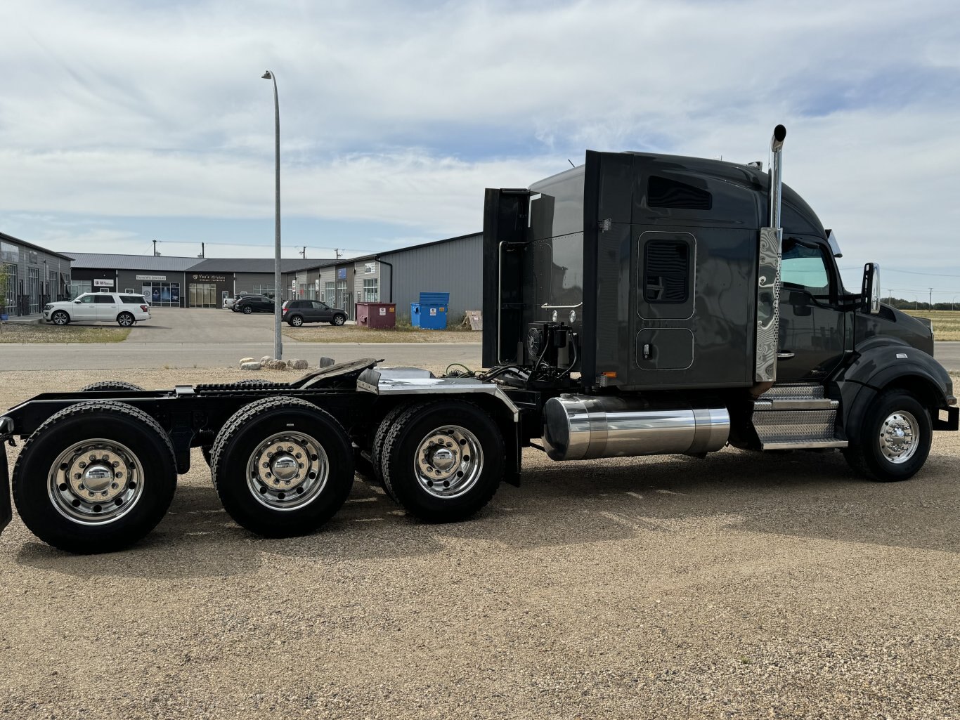 2020 Kenworth T880 Tri Drive