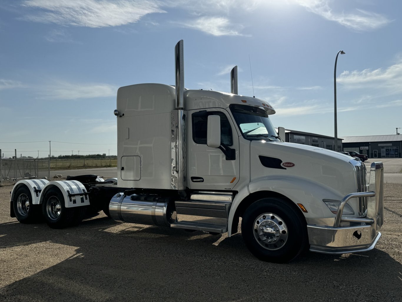 2020 Peterbilt 579 *Warranty Remaining*