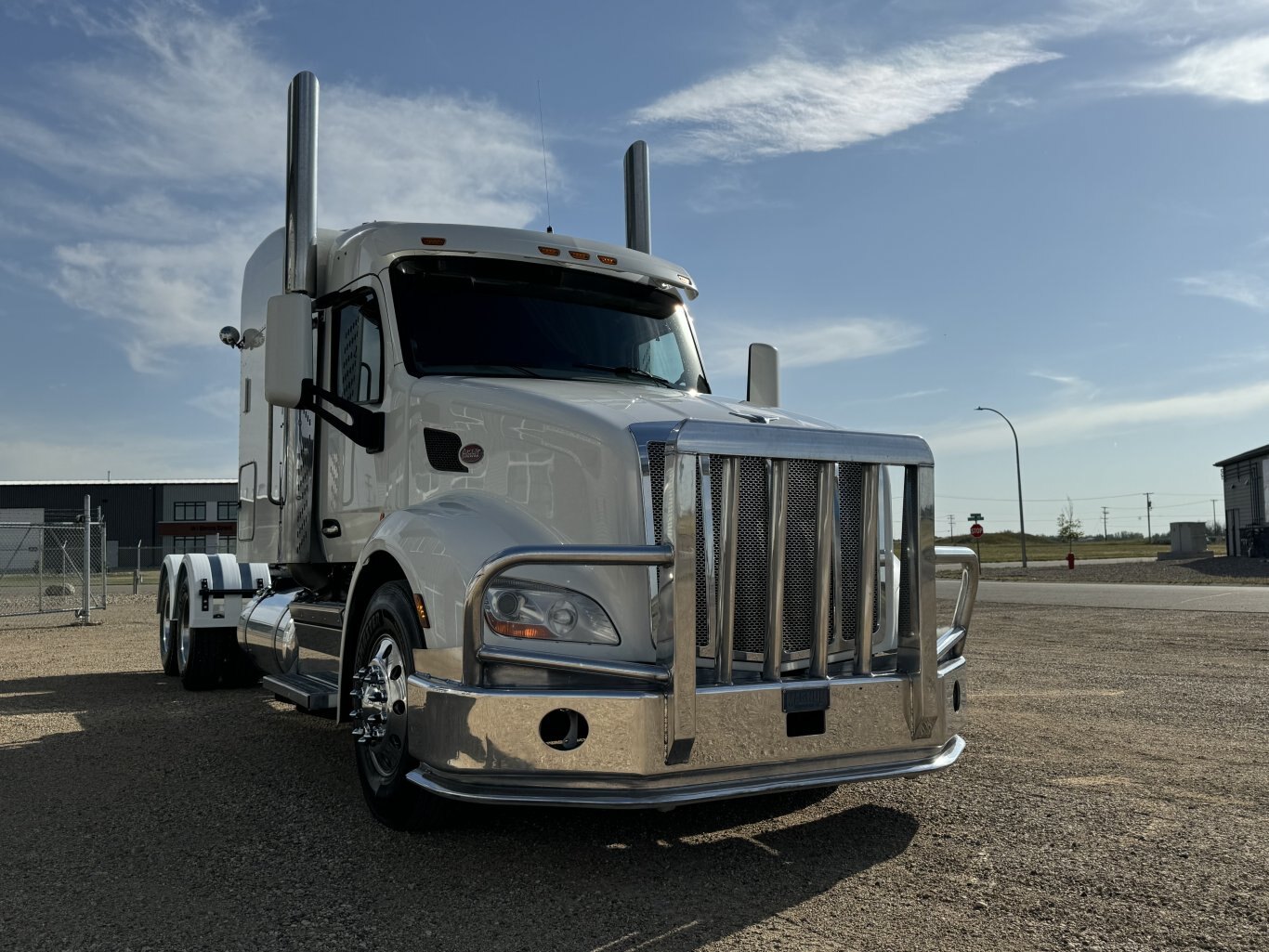 2020 Peterbilt 579 *Warranty Remaining*