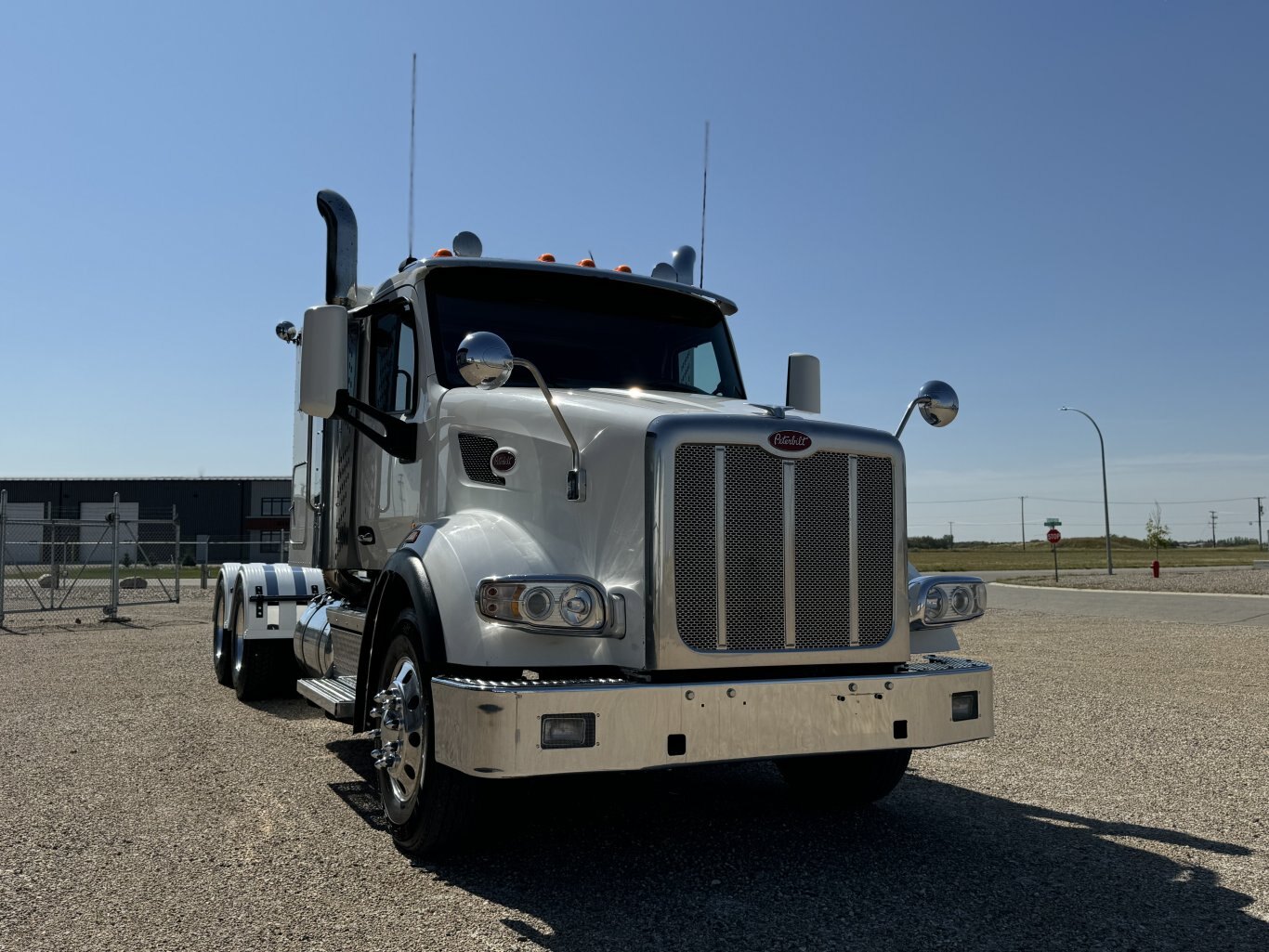 2020 Peterbilt 567 **Fresh Rebuilt Engine Cummins Power**