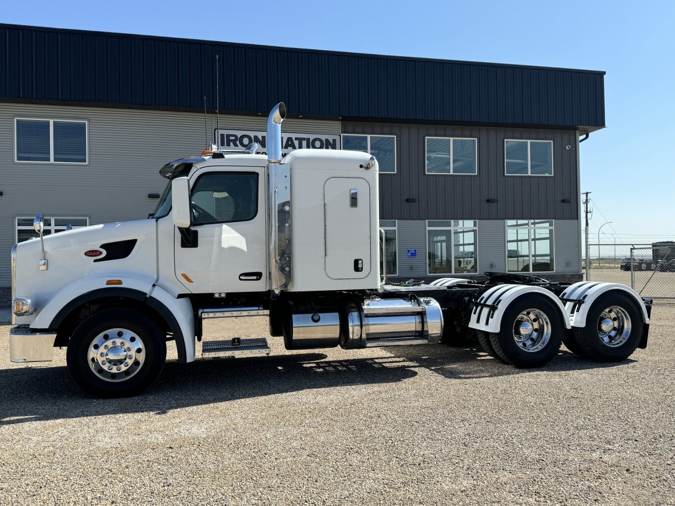 2020 Peterbilt 567 **Fresh Rebuilt Engine Cummins Power**