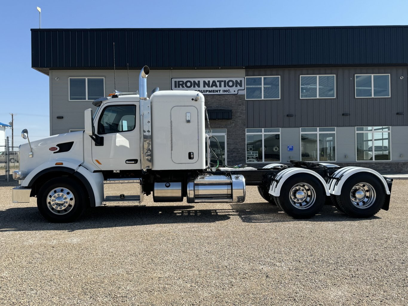 2020 Peterbilt 567 **Fresh Rebuilt Engine Cummins Power**