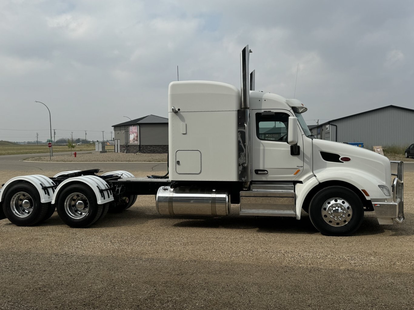 2020 Peterbilt 579 **Warranty Remaining**