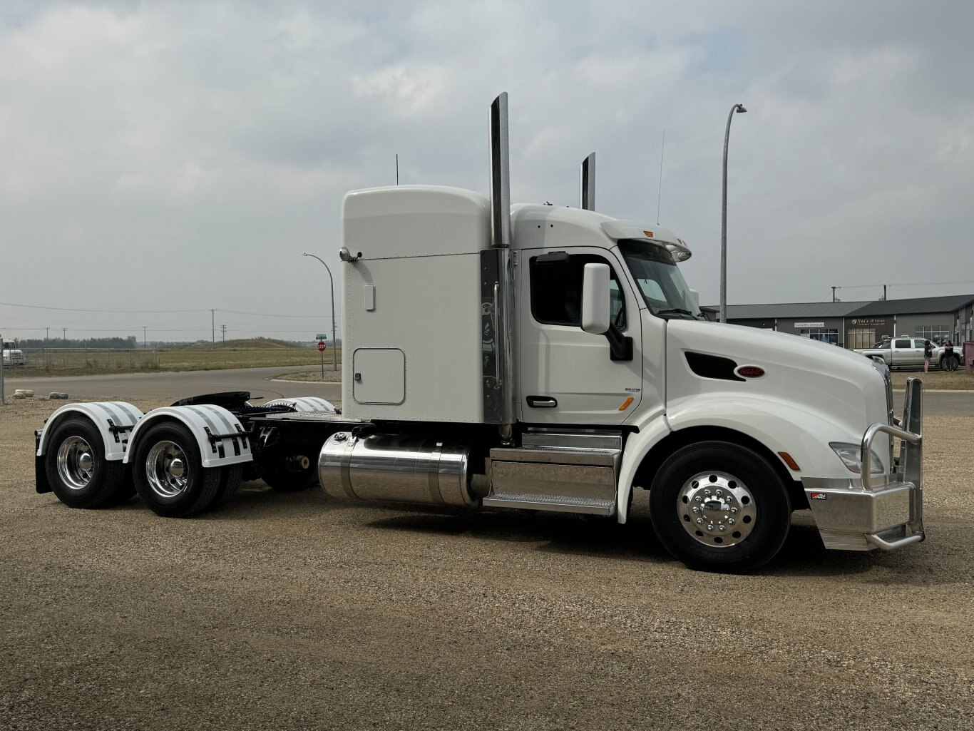 2020 Peterbilt 579 **Warranty Remaining**