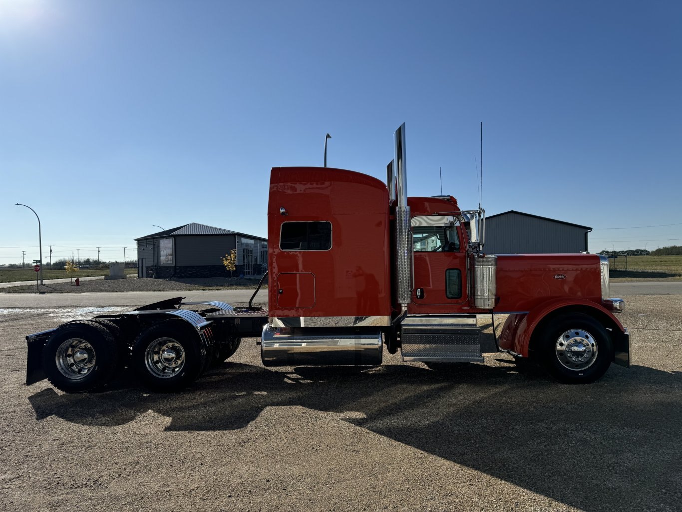 2023 Peterbilt 389L **Lots Of Warranty Remaining**