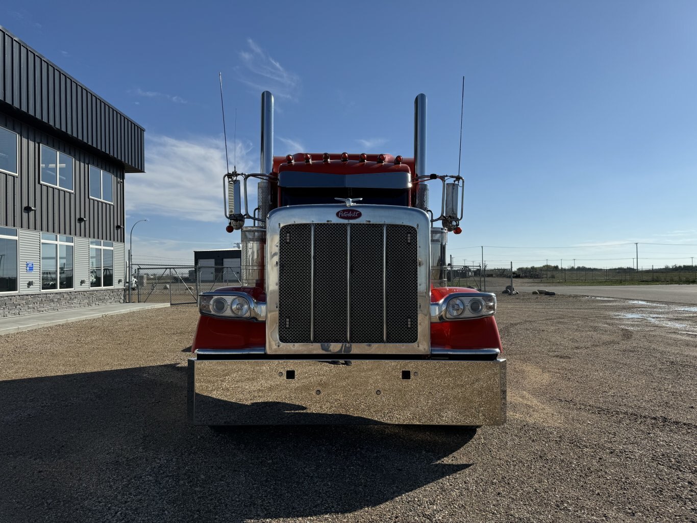 2023 Peterbilt 389L **Lots Of Warranty Remaining**