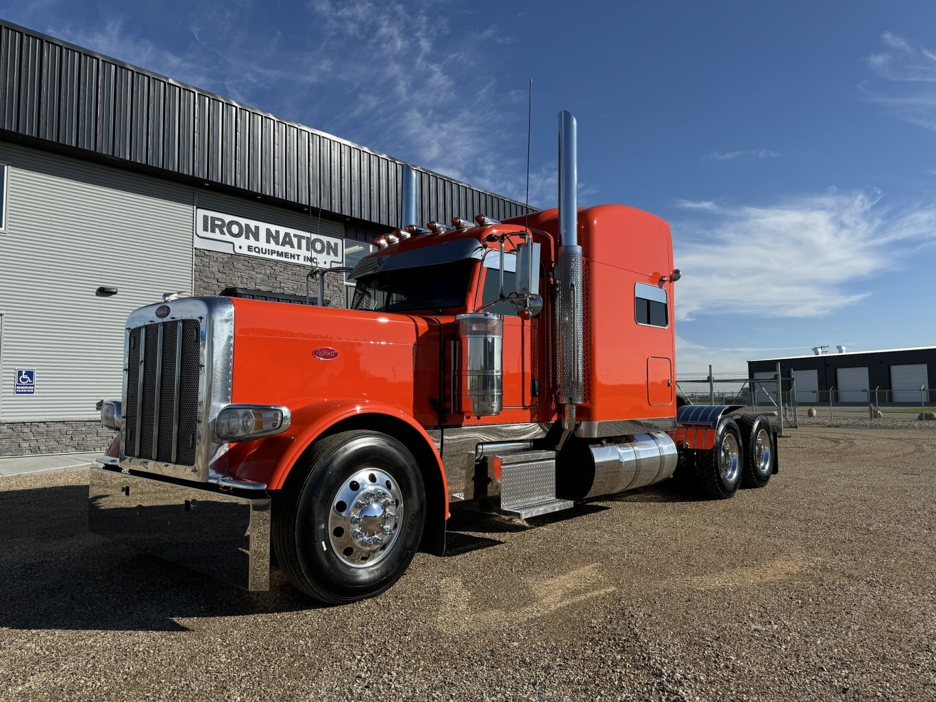 2023 Peterbilt 389L **Lots Of Warranty Remaining**