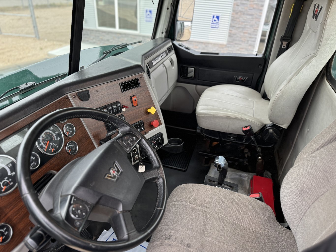 2018 Western Star 5700XE **Heavy Spec**