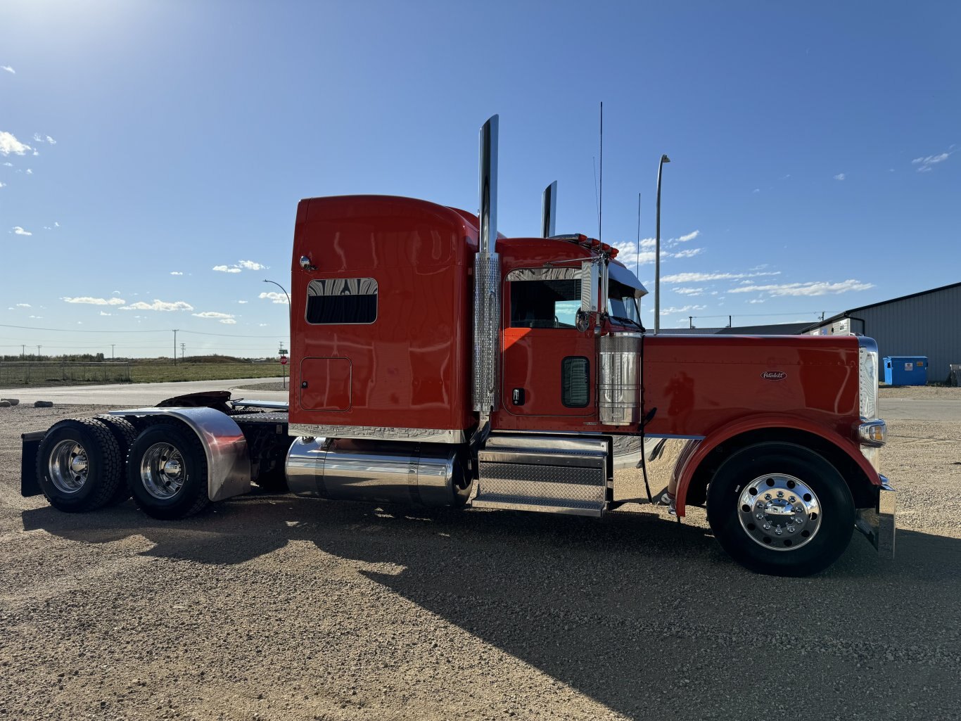 2023 Peterbilt 389L **Lots Of OEM Warranty Remaining**