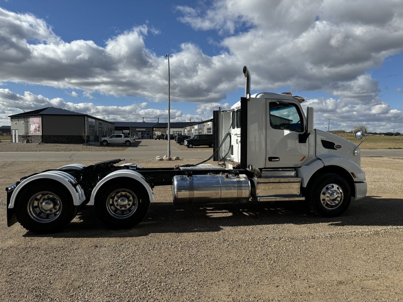 2019 Peterbilt 579 **OEM Warranty Remaining Heavy Spec**