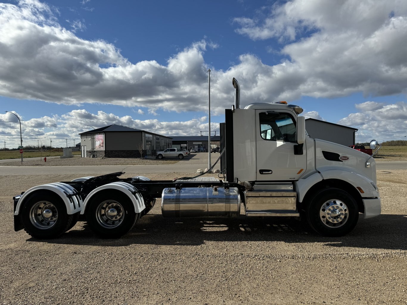 2019 Peterbilt 579 **OEM Warranty Remaining Heavy Spec**