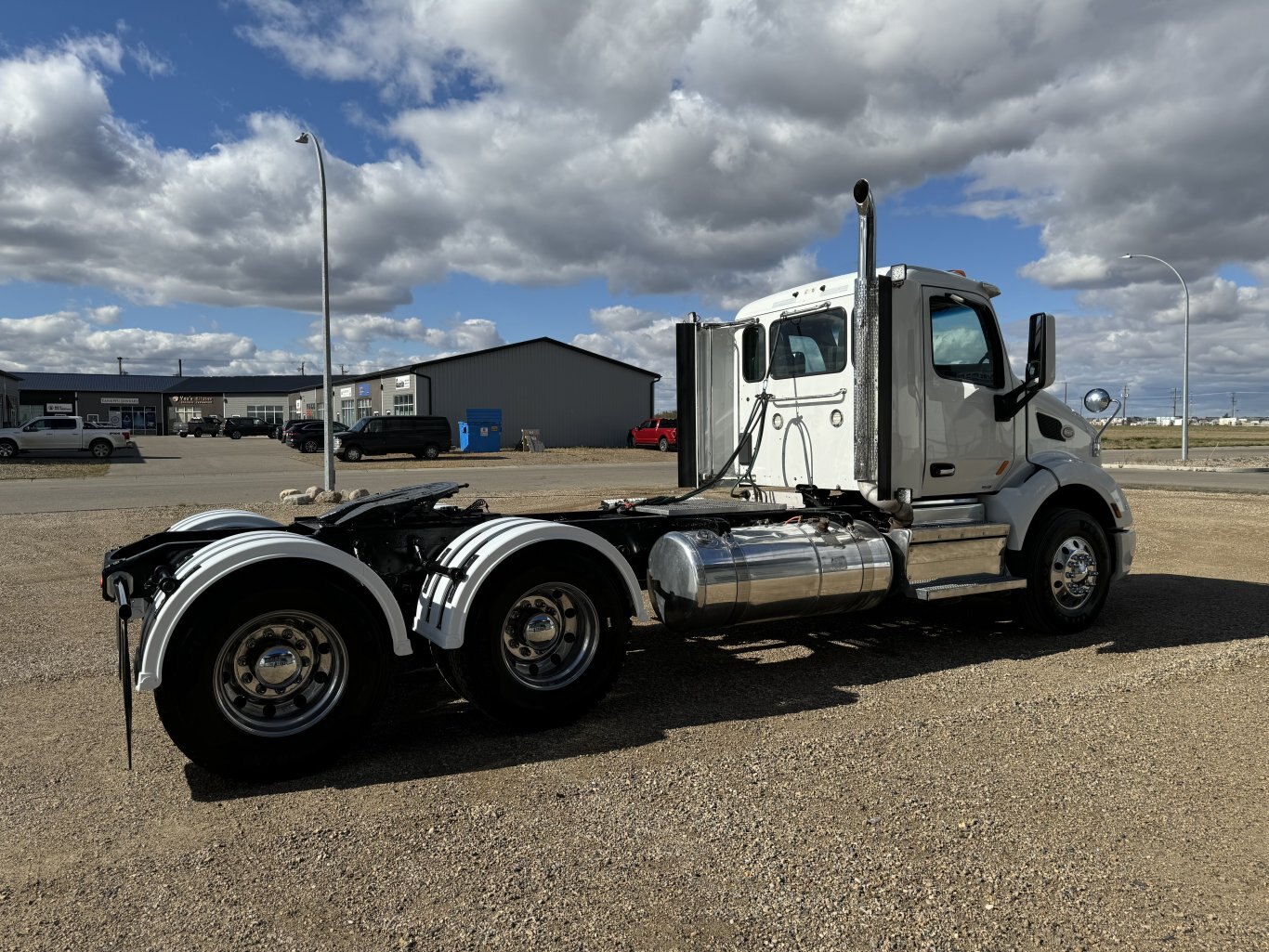 2019 Peterbilt 579 **OEM Warranty Remaining Heavy Spec**