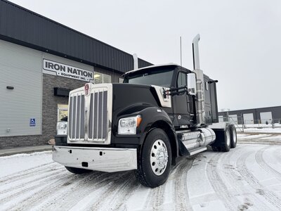 2025 Kenworth W990 **Heavy Spec**