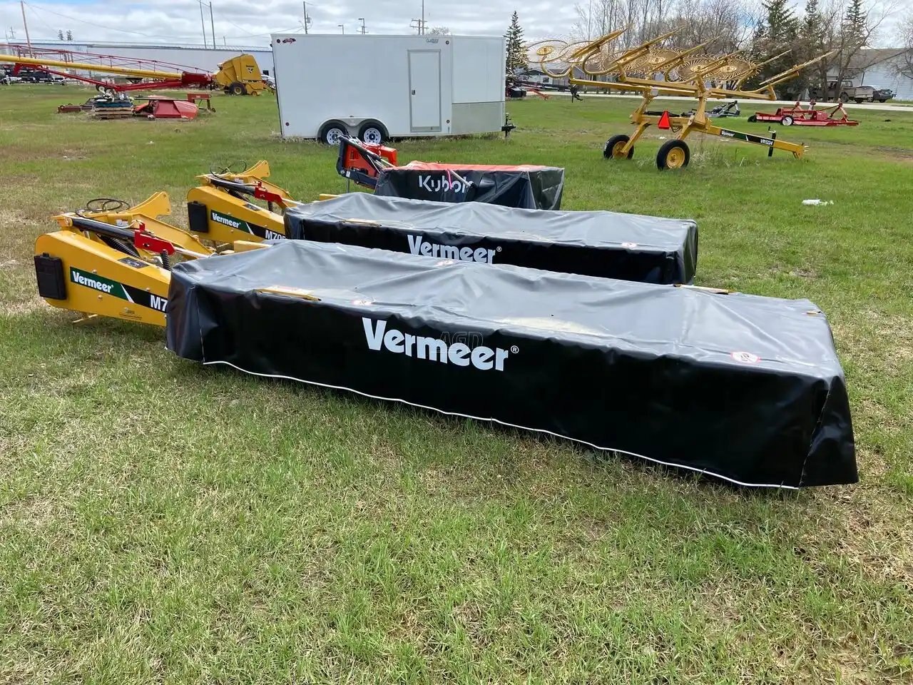 2020 Vermeer M7050