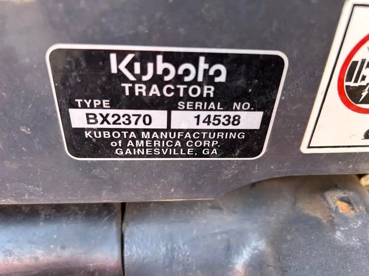 2014 Kubota BX2370 1