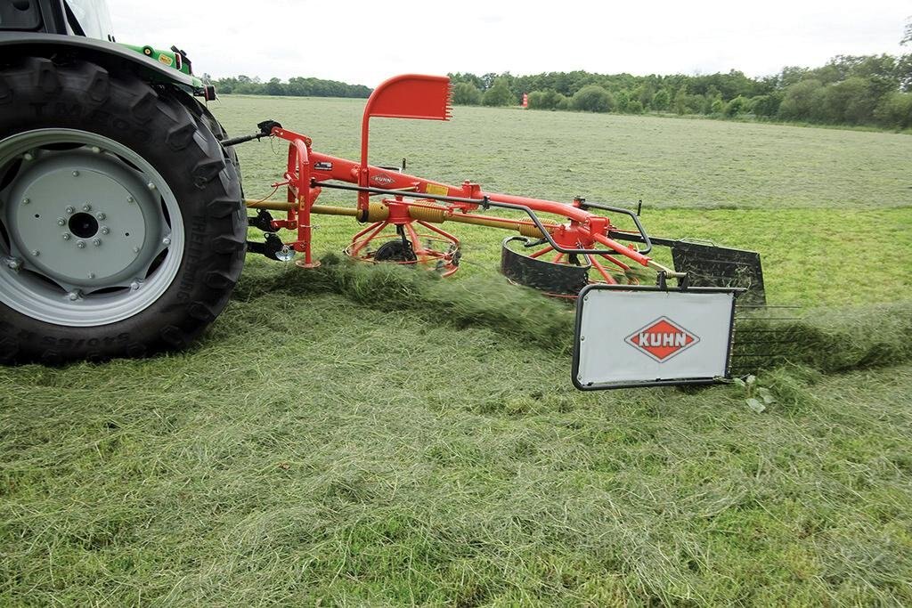 Kuhn HAYBOB 360 TEDDER/RAKE