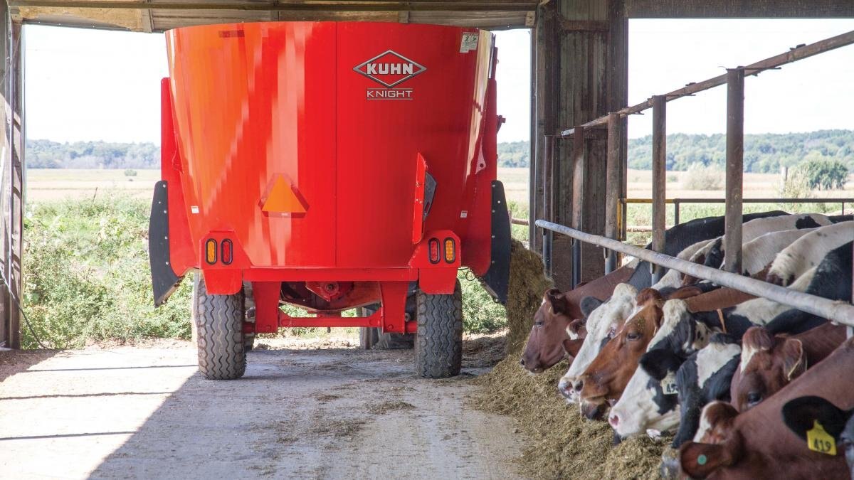 Kuhn VS 143 TRAILER