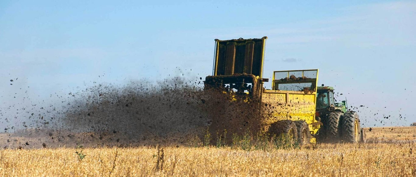 Degelman MANURE SPREADERS