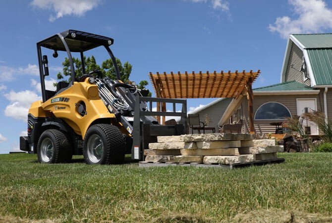 Vermeer ATX530 COMPACT ARTICULATED LOADERS