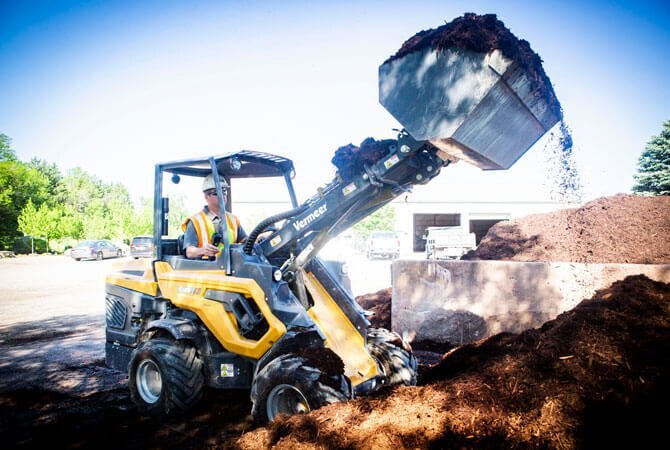 Vermeer ATX850 COMPACT ARTICULATED LOADERS