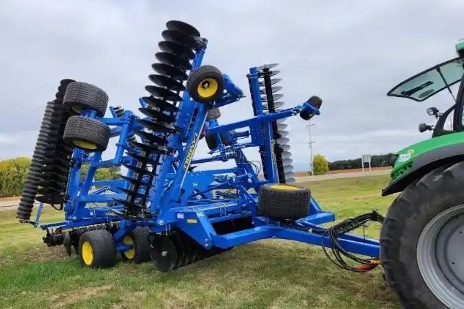 2023 Landoll 7530