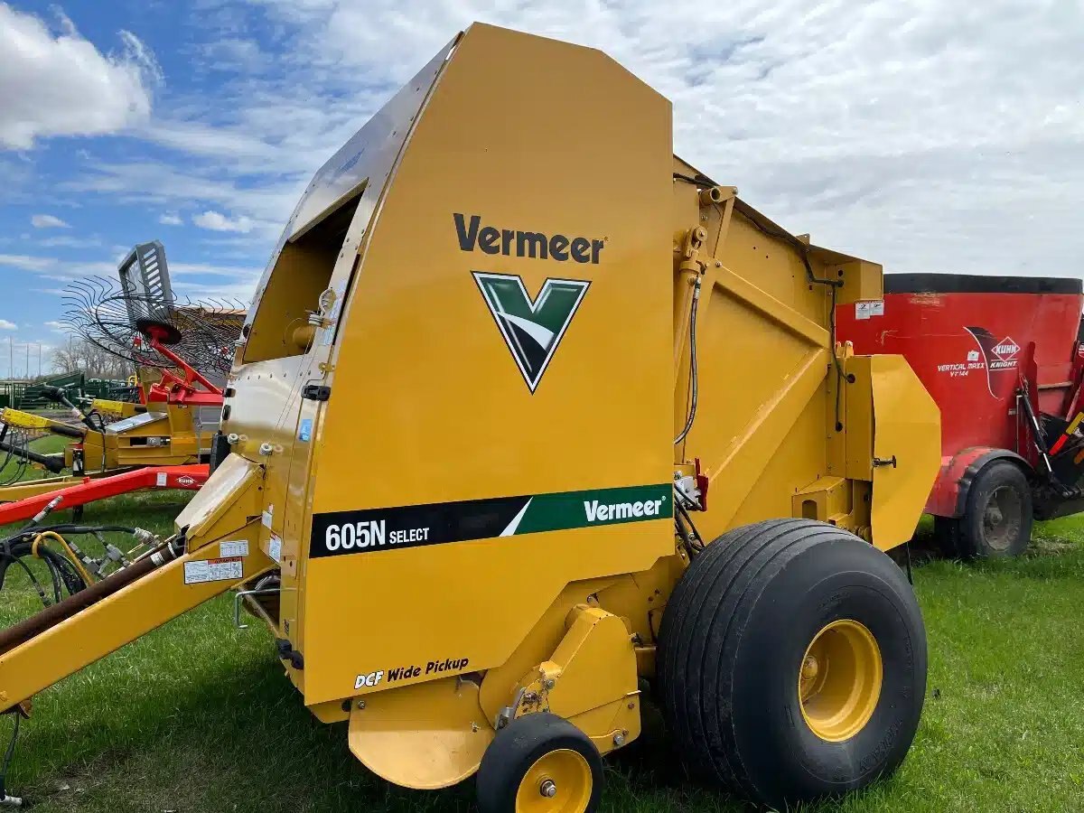 2017 Vermeer 605N