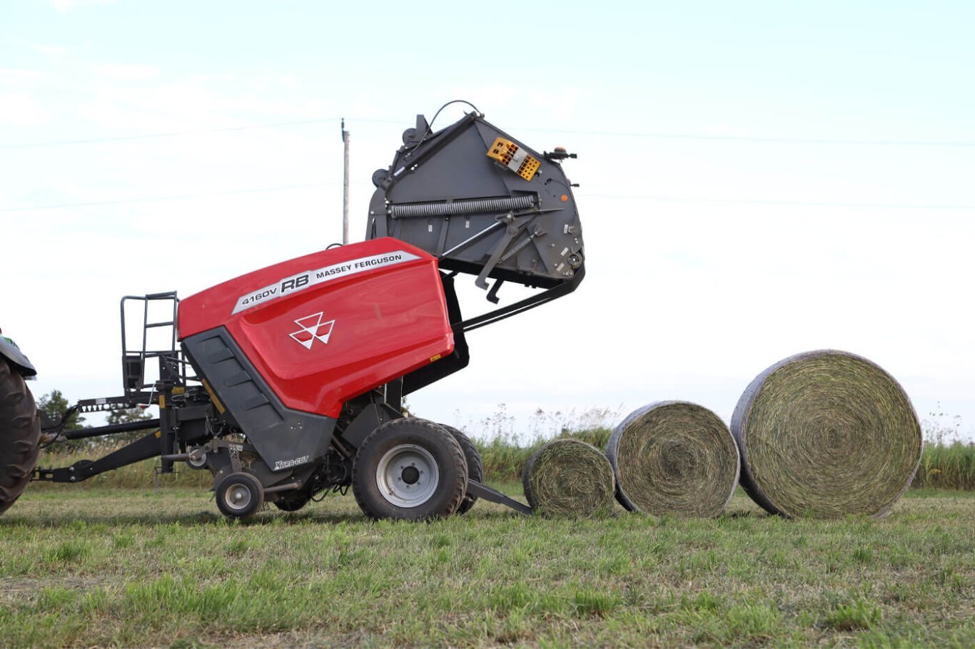Massey Ferguson MF RB V PROTEC Combo Wrapper Baler