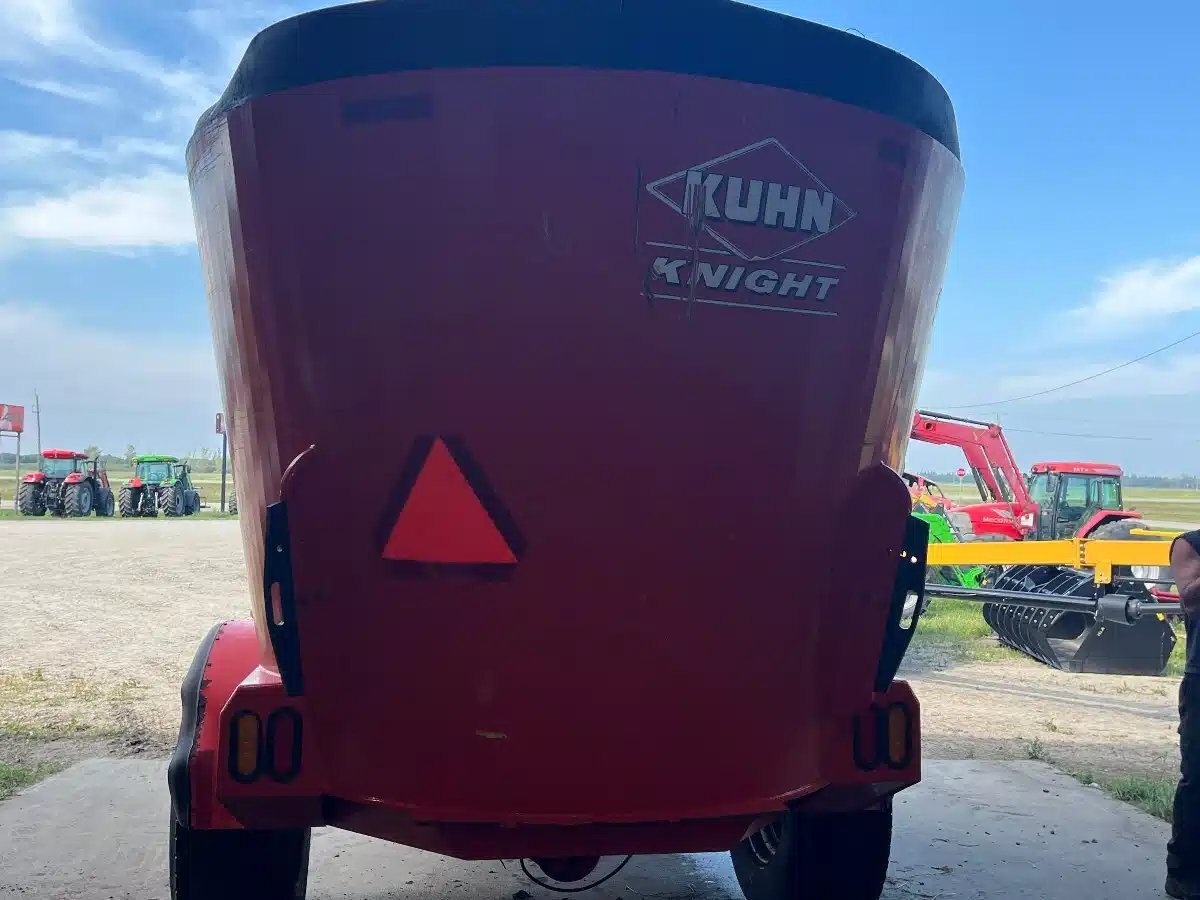 2011 Kuhn Knight VT 144