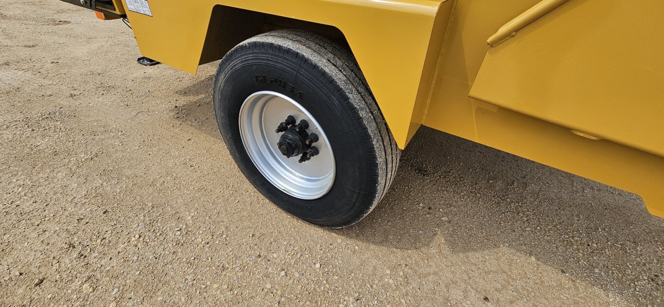 Vermeer BC1800XL GAS BRUSH CHIPPER