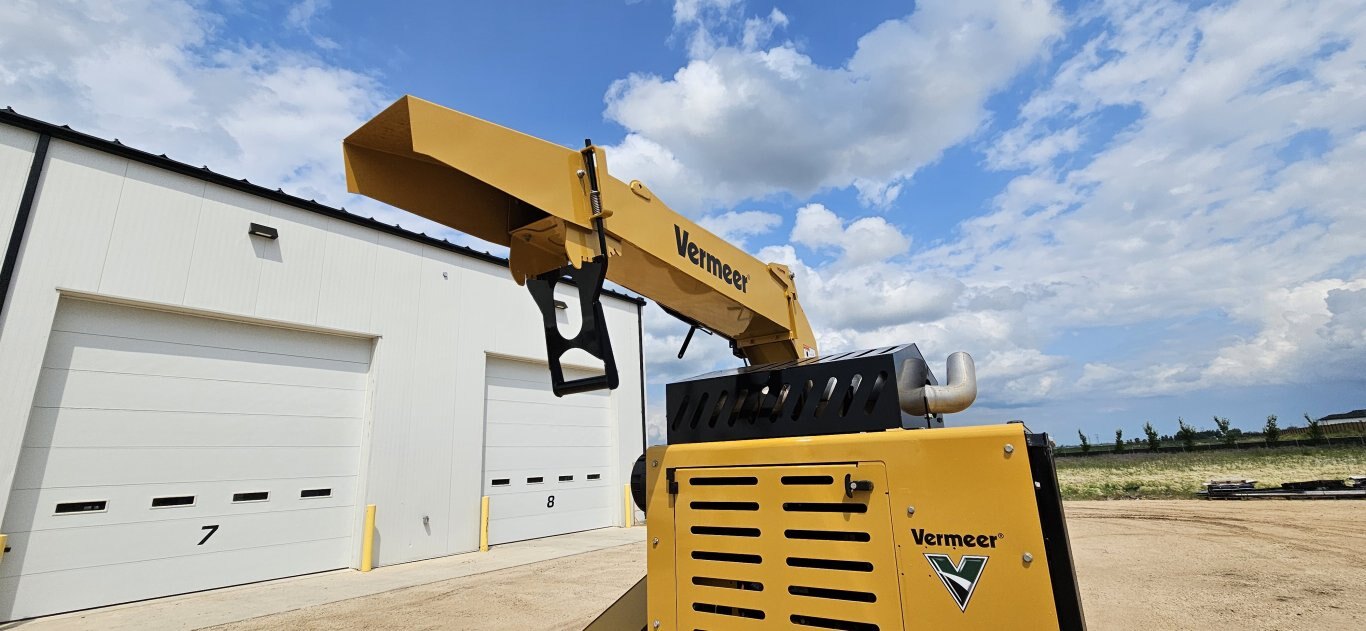 Vermeer BC1800XL GAS BRUSH CHIPPER