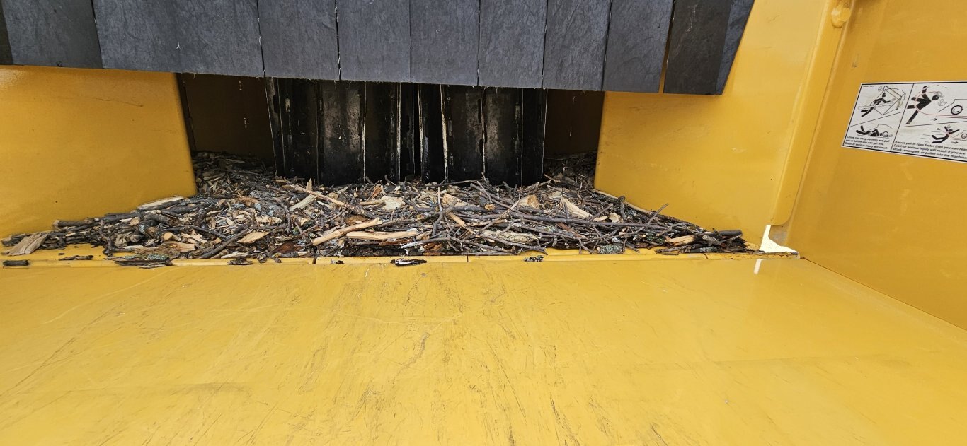 Vermeer BC1800XL GAS BRUSH CHIPPER