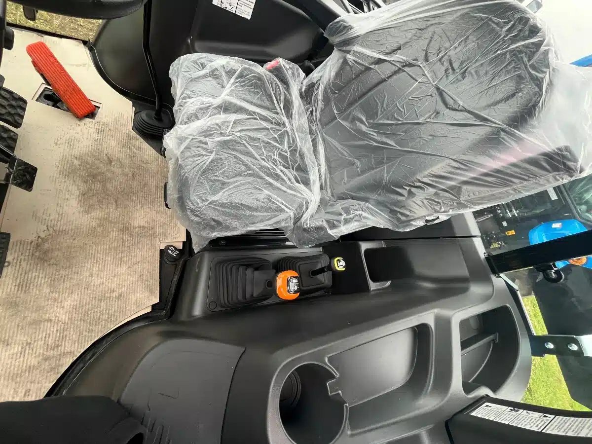 2025 LS Tractor MT473