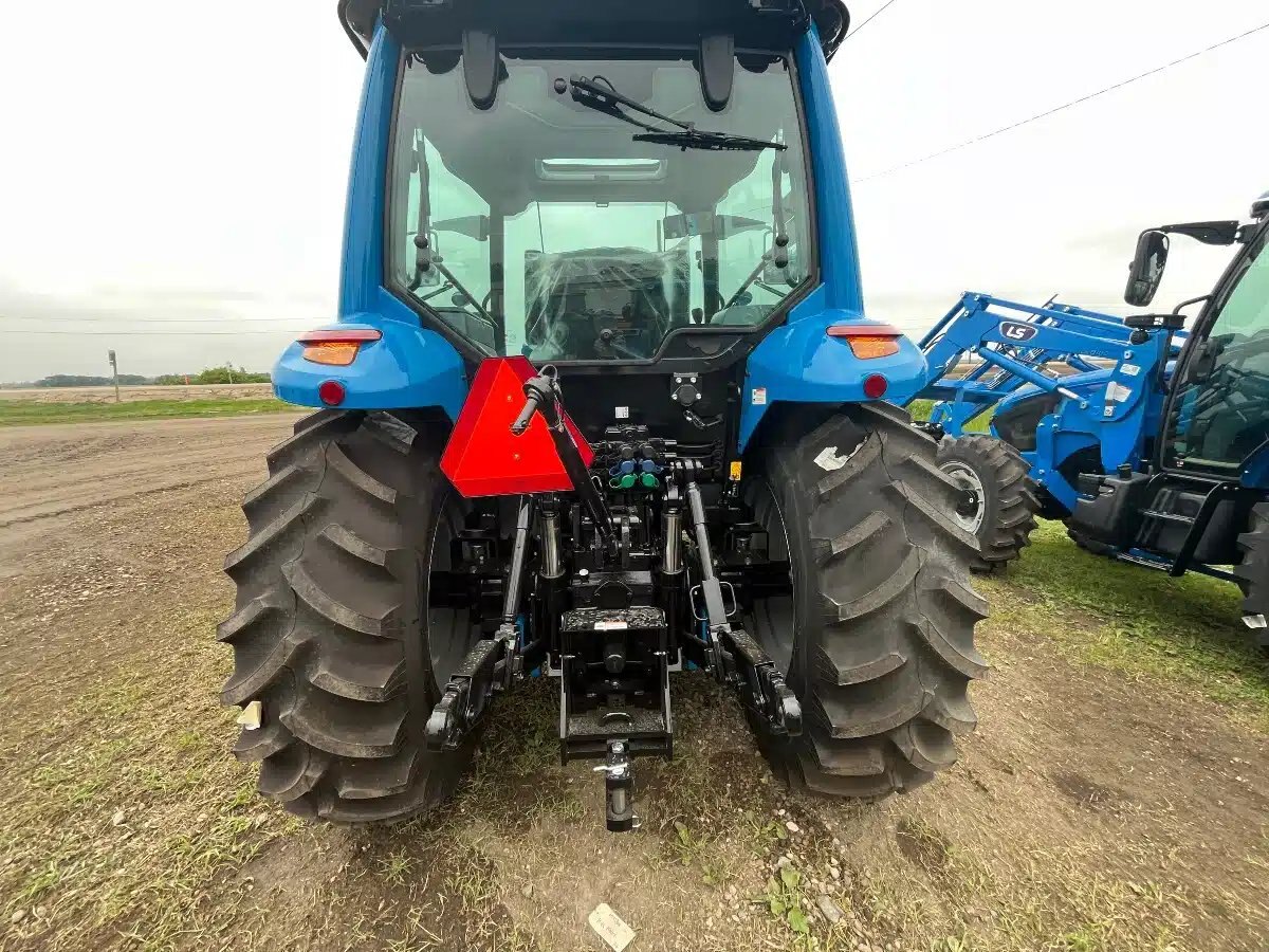 2025 LS Tractor MT573