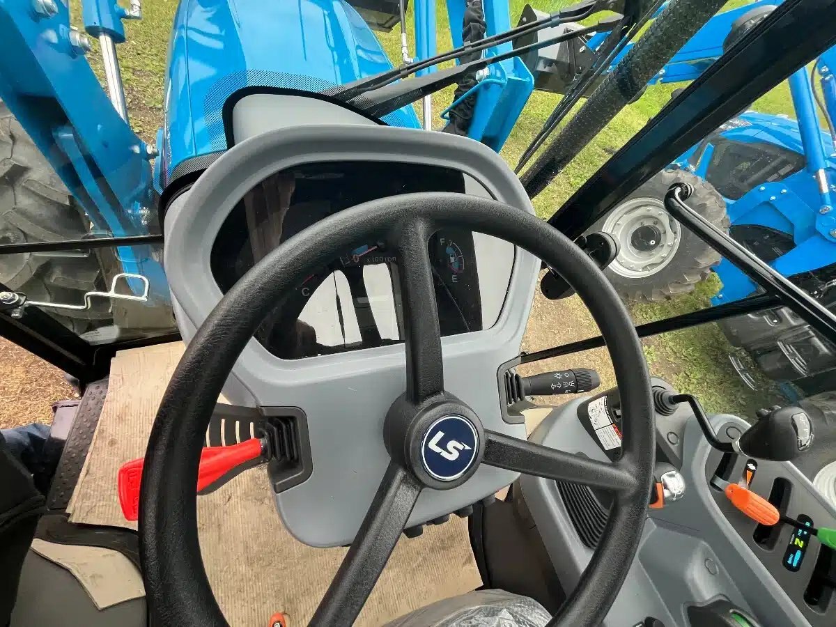2025 LS Tractor MT573