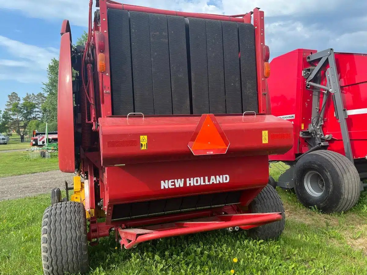 2017 New Holland ROLL BELT 560