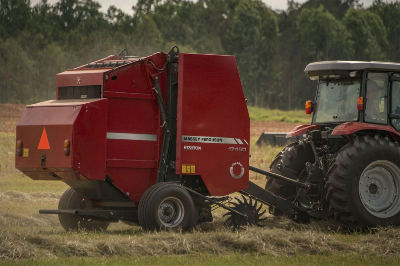 Massey Ferguson MF 1745D Economy Round Balers