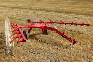 Farm king BAT RAKE Model RB8