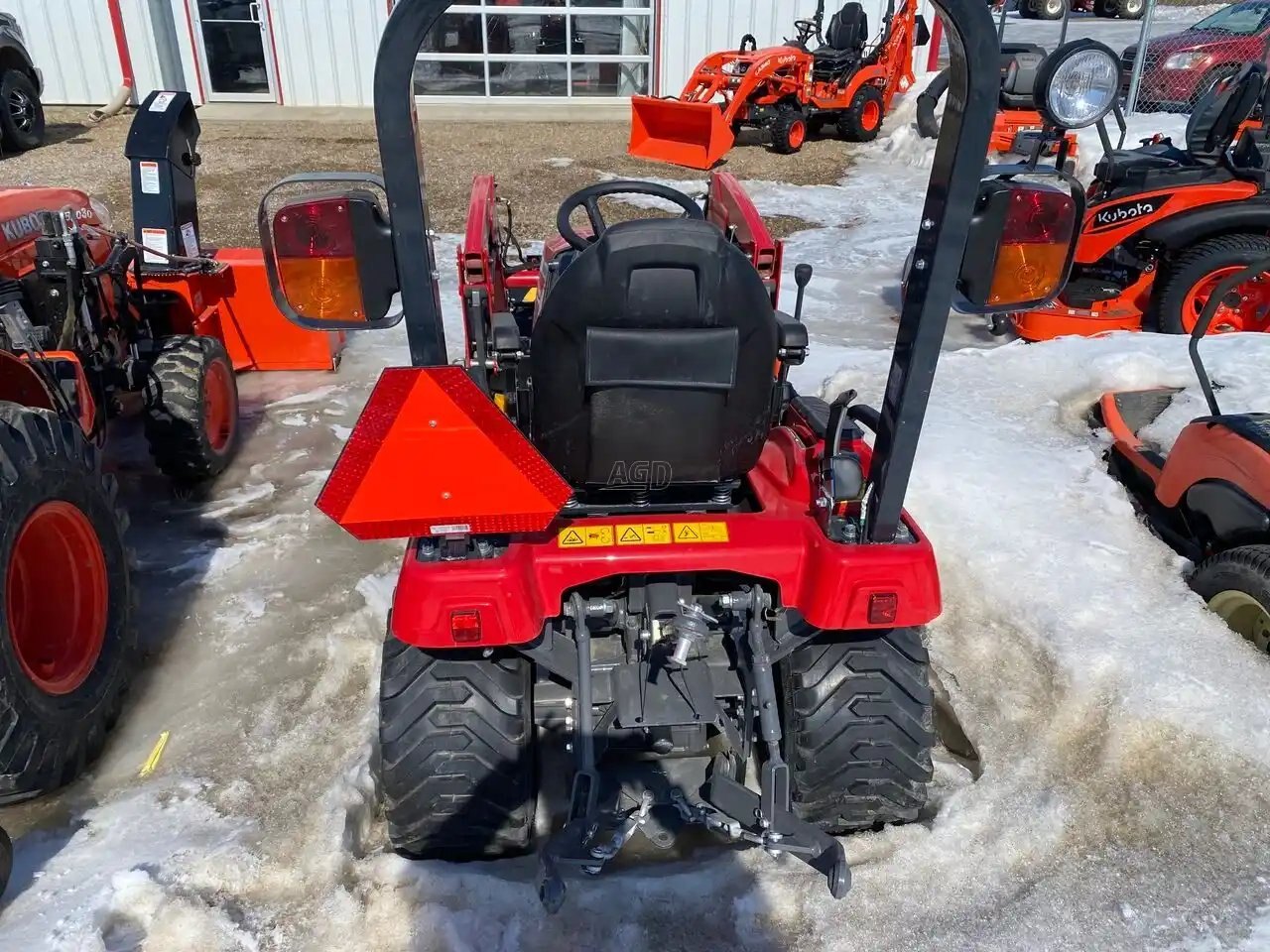 2022 Massey Ferguson GC1725M