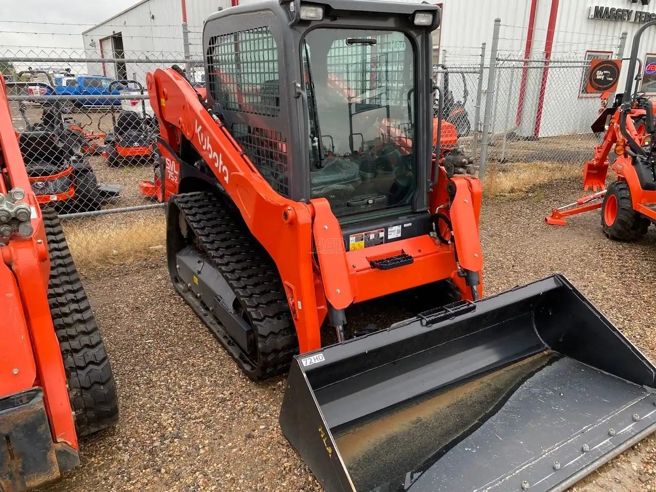 2022 Kubota SVL75 2