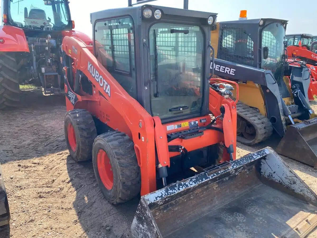 2016 Kubota SSV65P