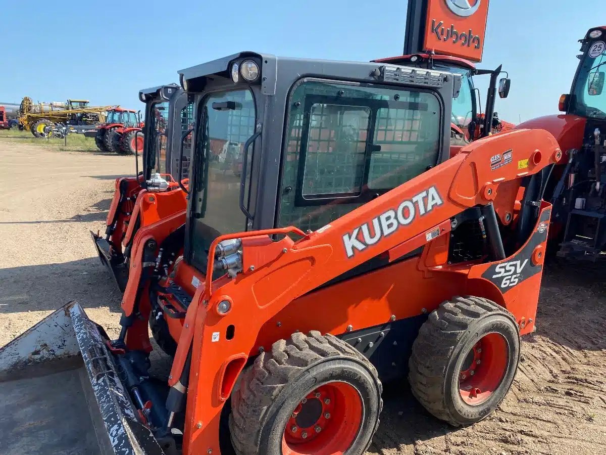 2016 Kubota SSV65P