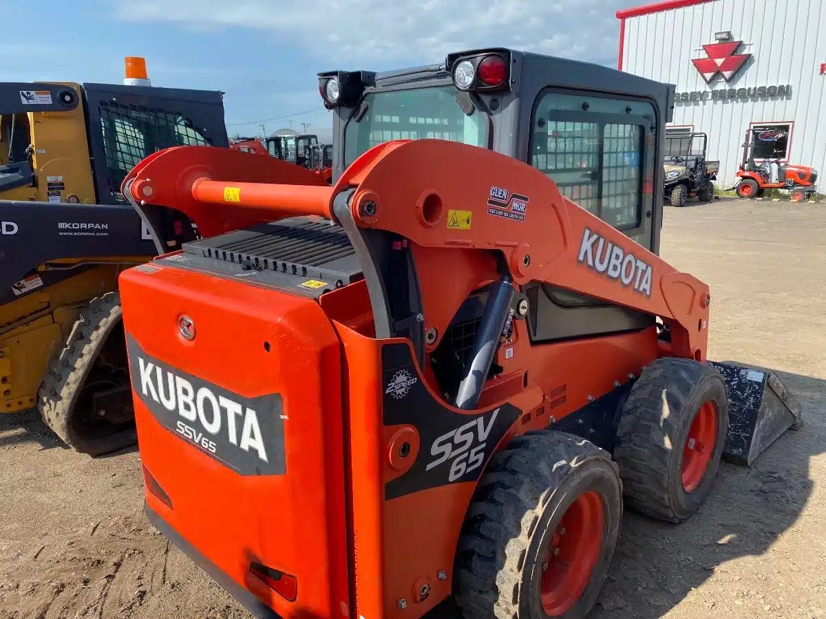 2016 Kubota SSV65P