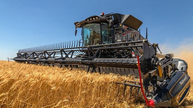 Gleaner S96 Super Combines