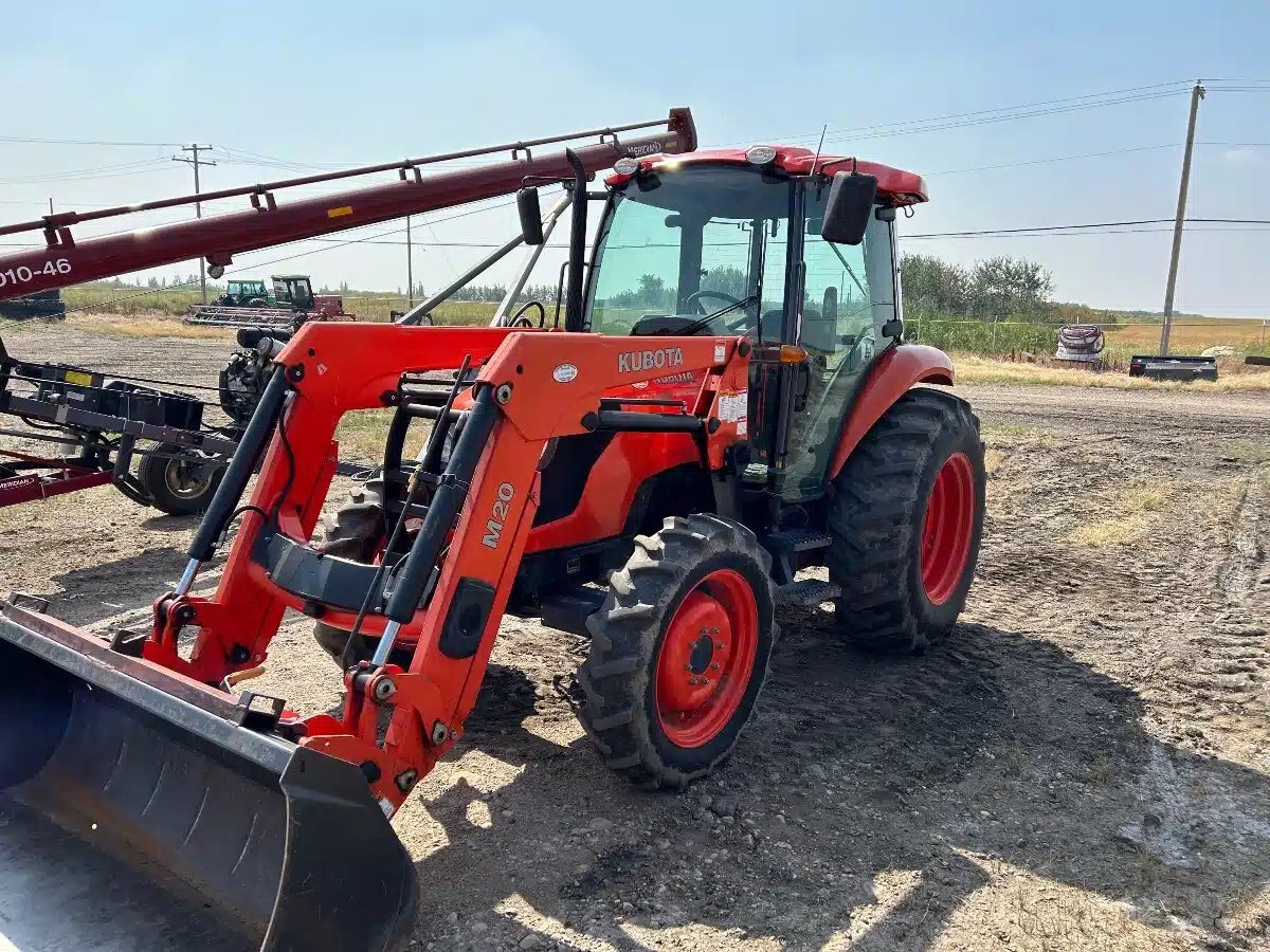 2006 Kubota M7040