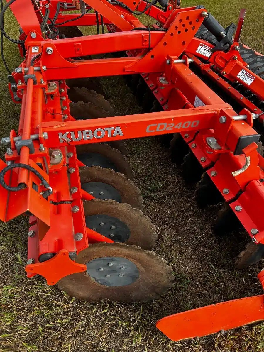 2018 Kubota CD2400