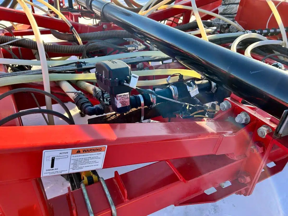 2012 Bourgault 3320 76